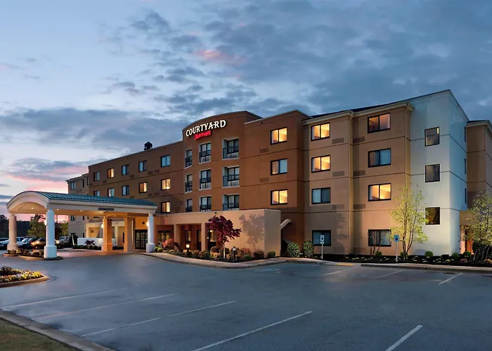 Courtyard By Marriott Jackson